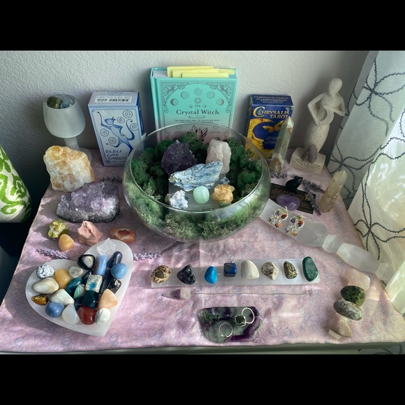 ✨Bookmark My Closet✨ - Picture 4 of 10